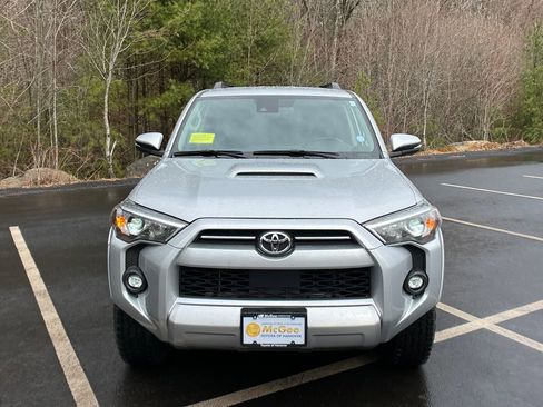 Used 2024 Toyota 4Runner TRD Off-Road Premium image 8