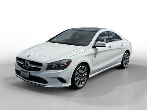 Used 2019 Mercedes-Benz CLA 250 image 1