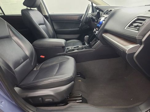 Used 2018 Subaru Outback 2.5i Limited image 15