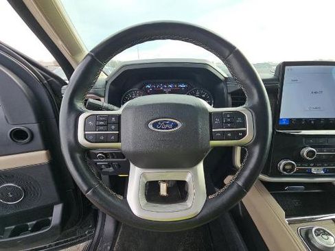 Used 2024 Ford Expedition Limited RWD image 4