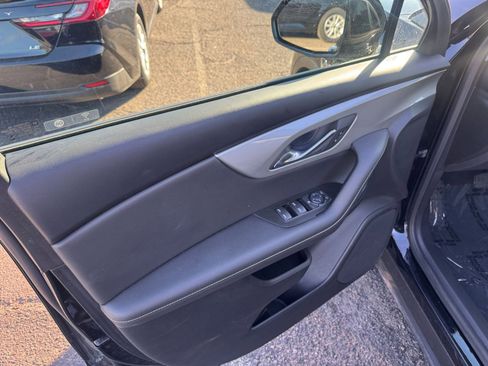 Used 2025 Chevrolet Blazer LT image 20