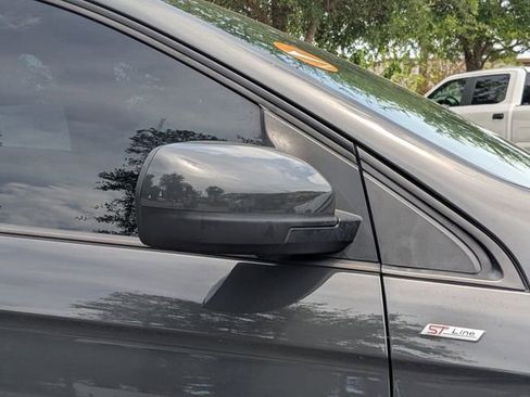 Certified 2021 Ford Edge ST-Line FWD image 11