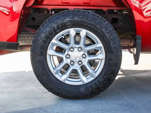 Used 2023 Chevrolet Silverado 1500 LT RWD image 12