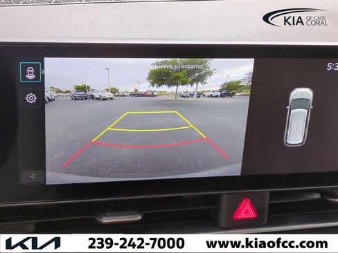 Certified 2026 Kia Carnival EX image 21