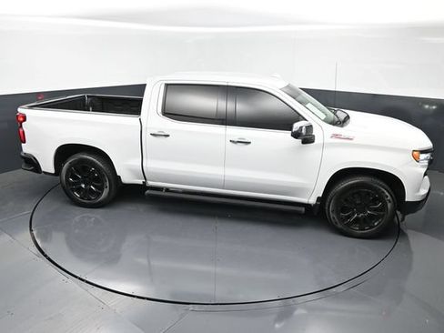 Used 2023 Chevrolet Silverado 1500 LTZ AWD/4WD image 20