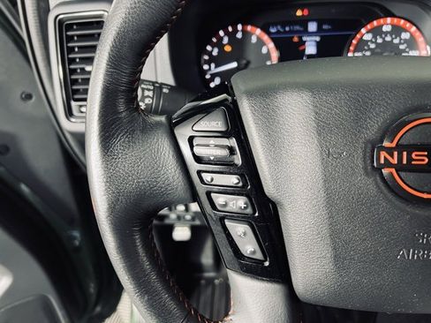 Used 2022 Nissan Frontier PRO-4X w/ Technology Package image 24