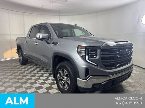 Used 2026 GMC Sierra 1500 SLT AWD/4WD image 4