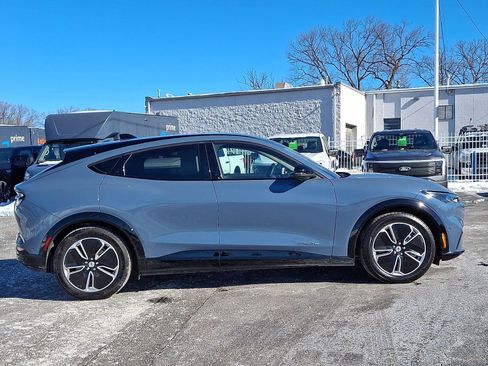 Used 2023 Ford Mustang Mach-E Premium image 7