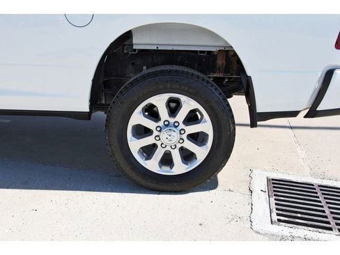 Used 2024 RAM 3500 Big Horn w/ Night Edition AWD/4WD image 32