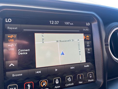 Used 2018 Jeep Wrangler Unlimited Sahara image 22