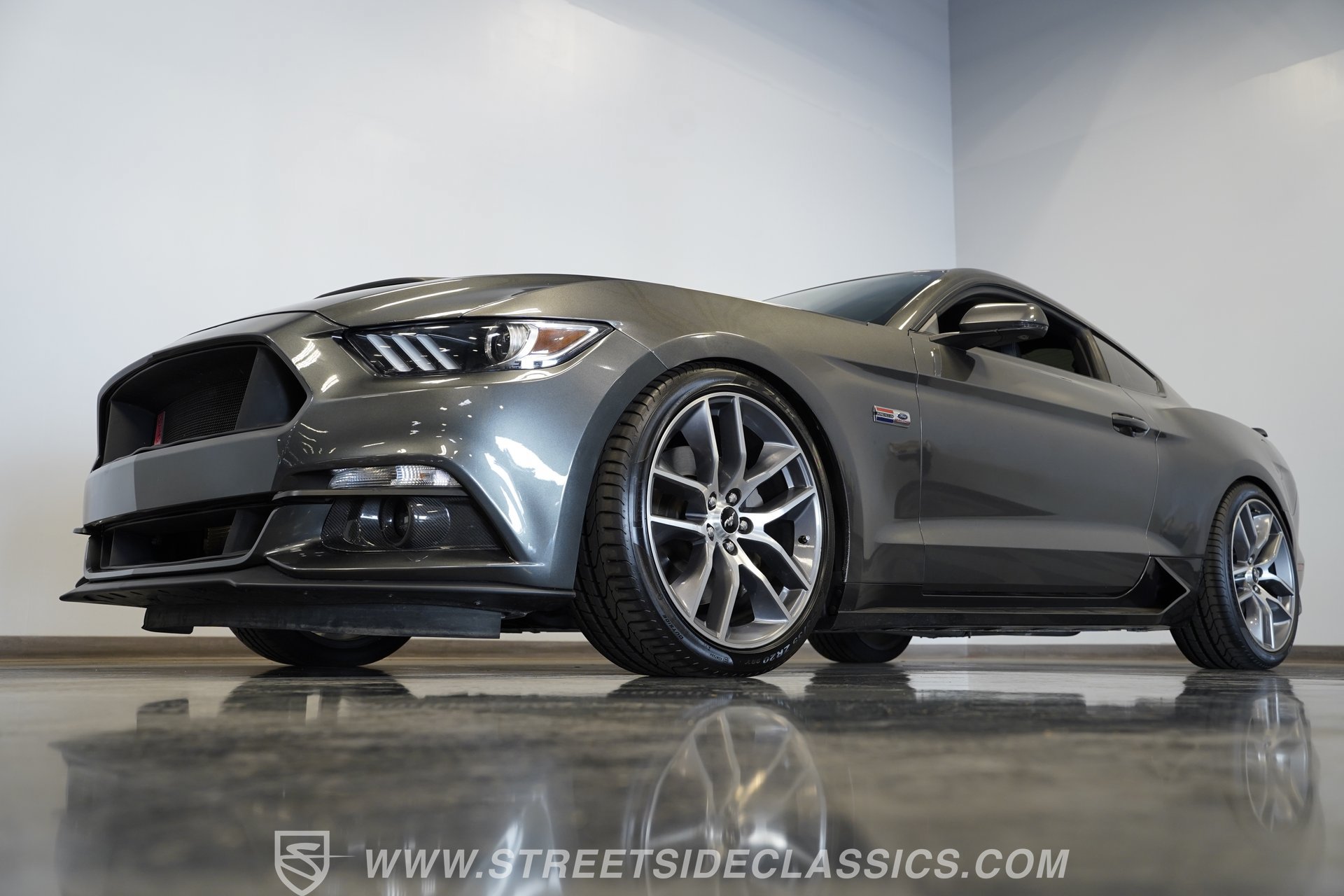 Used 2016 Ford Mustang GT Premium RWD image 21