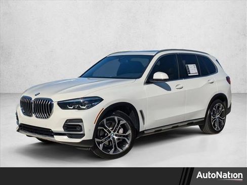 Used 2023 BMW X5 sDrive40i w/ Climate Comfort Package image 1