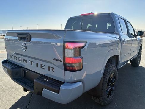 New 2026 Nissan Frontier SV w/ SV Convenience Package AWD/4WD image 6