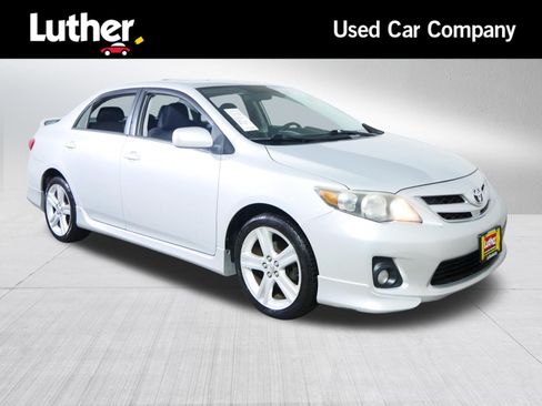 Used 2013 Toyota Corolla S w/ Premium Pkg FWD image 1