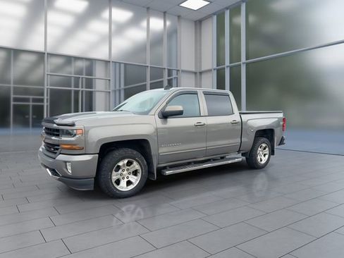 Used 2017 Chevrolet Silverado 1500 LT w/ All Star Edition AWD/4WD image 4