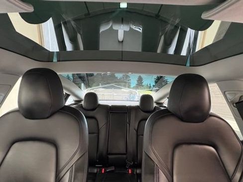 Used 2019 Tesla Model 3 Standard Range Plus RWD image 30