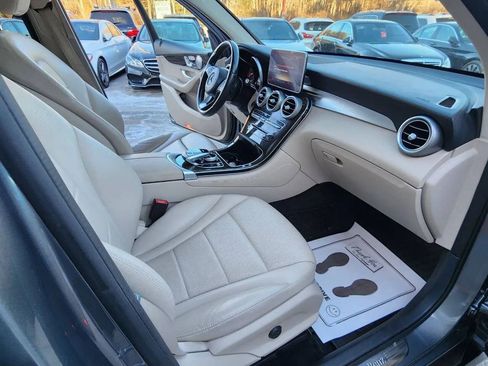 Used 2016 Mercedes-Benz GLC 300 4MATIC image 16