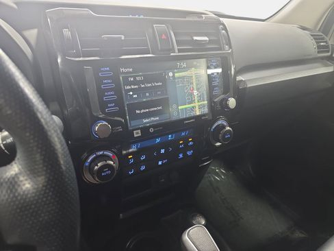 Used 2024 Toyota 4Runner TRD Pro AWD/4WD image 19