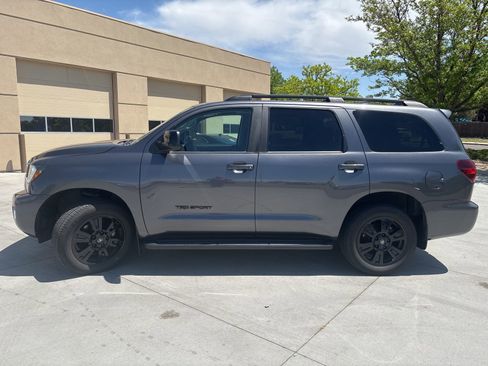 Used 2021 Toyota Sequoia TRD Sport w/ TRD Sport Premium Package AWD/4WD image 2