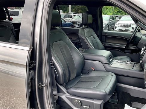 Used 2018 Ford Expedition Max Limited w/ Equipment Group 301A AWD/4WD image 7