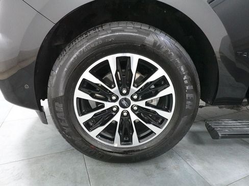 Certified 2025 Ford Expedition Platinum AWD/4WD image 49