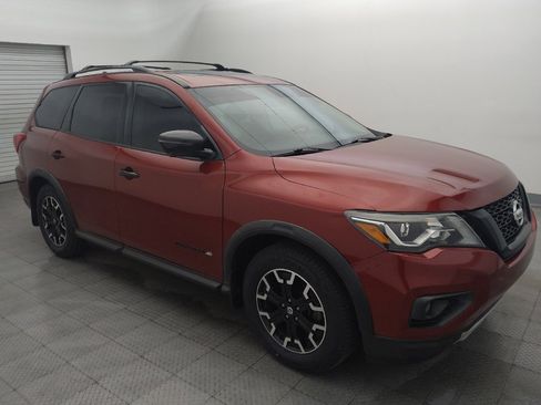 Used 2019 Nissan Pathfinder SL AWD/4WD image 11