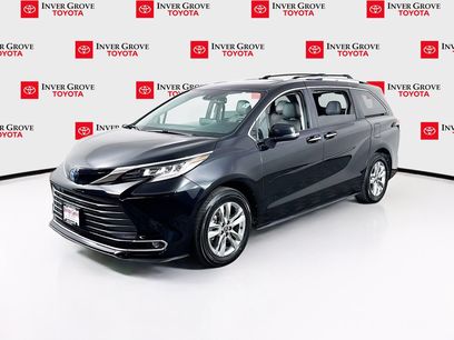 Used 2022 Toyota Sienna Limited