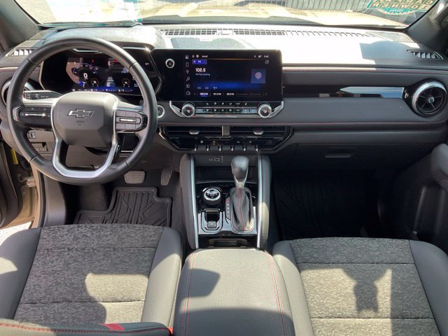 Used 2024 Chevrolet Colorado Z71 w/ Z71 Convenience Package 2 AWD/4WD image 4