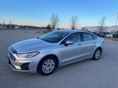 Used 2019 Ford Fusion S image 6