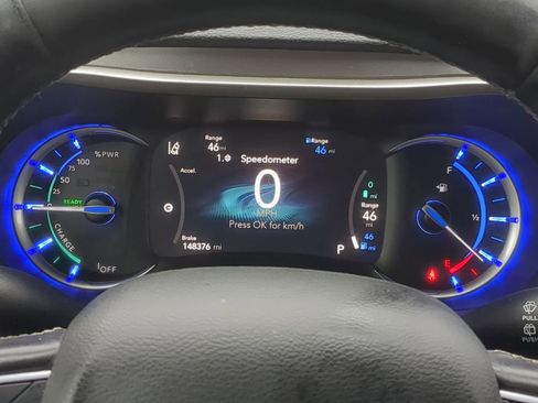 Used 2021 Chrysler Pacifica Touring-L image 39