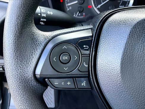 Certified 2022 Toyota Corolla LE w/ Carpet Mat Package (TMS) FWD image 22