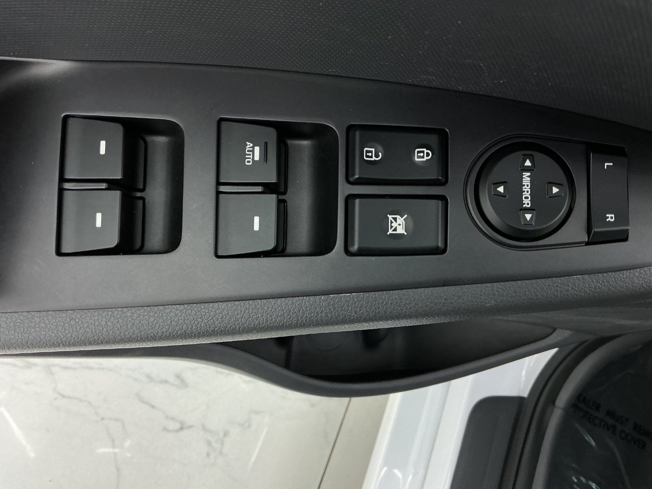 Used 2018 Hyundai Ioniq Blue FWD image 37