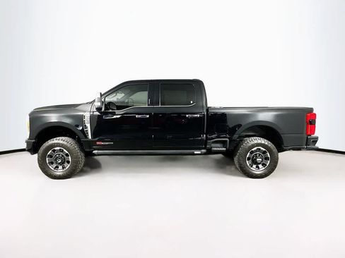 Used 2023 Ford F250 Platinum w/ Tremor Off-Road Package AWD/4WD image 3