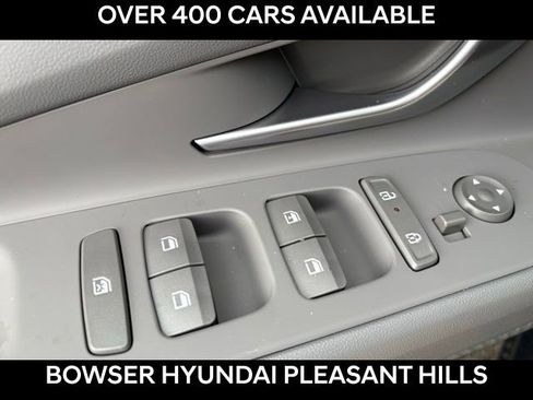 New 2026 Hyundai Elantra SE FWD image 5