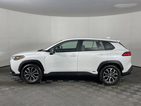 Used 2024 Toyota Corolla Cross S image 3