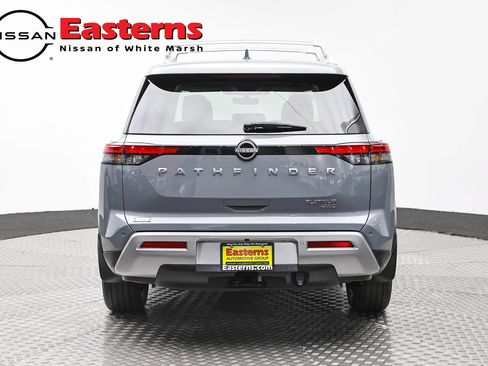 Used 2023 Nissan Pathfinder Platinum w/ Cargo Package AWD/4WD image 6