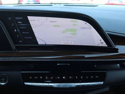 Used 2022 Cadillac Escalade Premium Luxury w/ Performance Package image 21