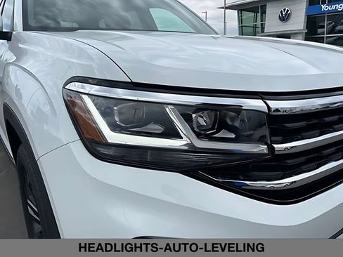 Used 2023 Volkswagen Atlas SE w/ Black Wheel Package AWD/4WD image 10