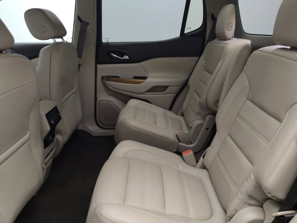 Used 2017 GMC Acadia Denali w/ Technology Package FWD image 18
