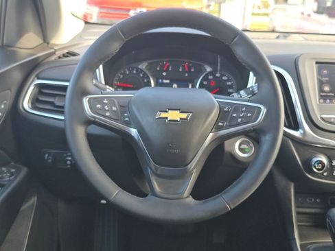 Used 2024 Chevrolet Equinox LT FWD image 14