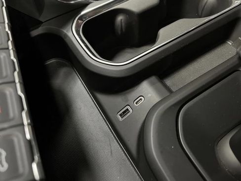 Used 2023 GMC Sierra 1500 Denali Ultimate image 27