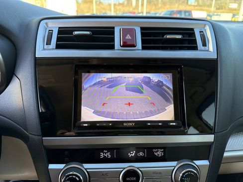 Used 2017 Subaru Outback 2.5i image 24