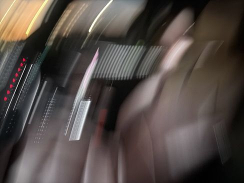 Used 2023 Kia Telluride SX image 6