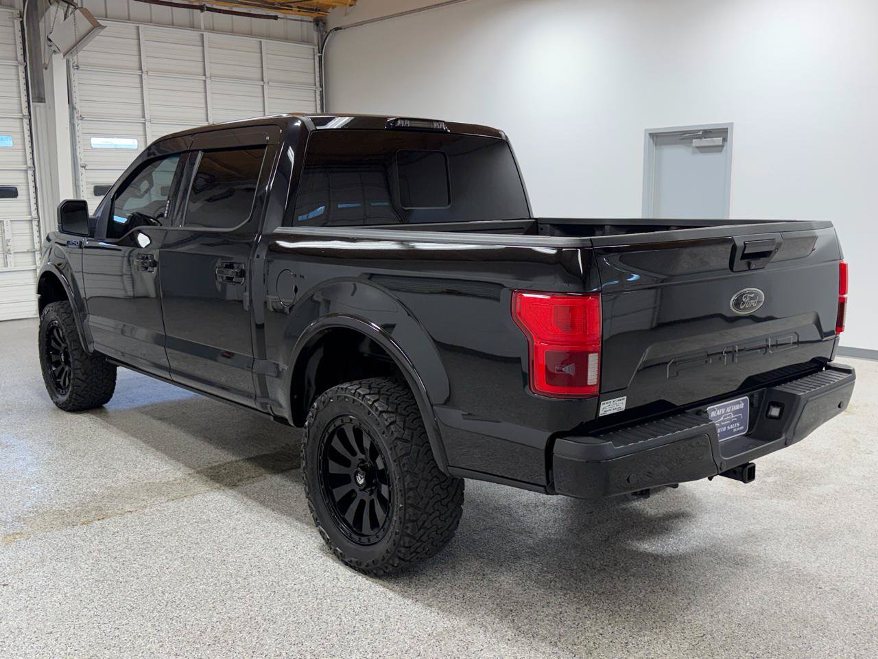 Used 2018 Ford F150 XLT w/ Equipment Group 302A Luxury AWD/4WD image 2