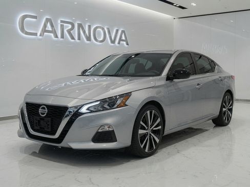 Used 2021 Nissan Altima 2.5 SR FWD image 10