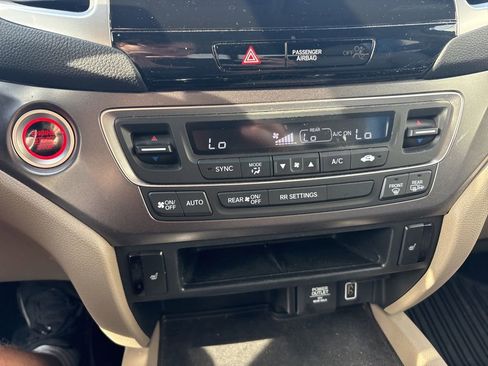 Used 2020 Honda Ridgeline RTL image 22