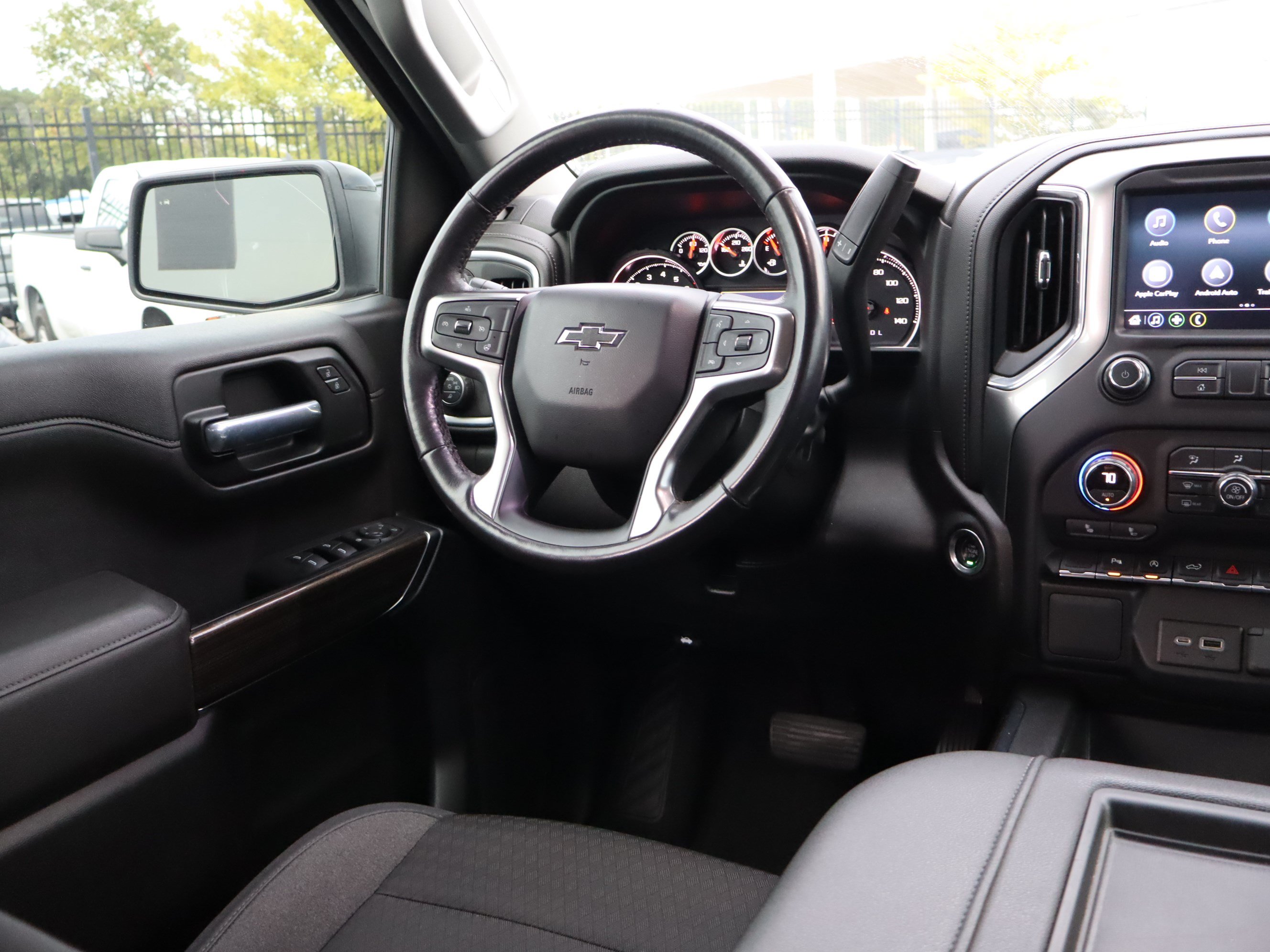 Used 2022 Chevrolet Silverado 1500 RST w/ Safety Package AWD/4WD image 15