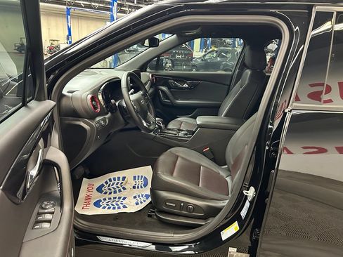 Used 2025 Chevrolet Blazer RS FWD image 18
