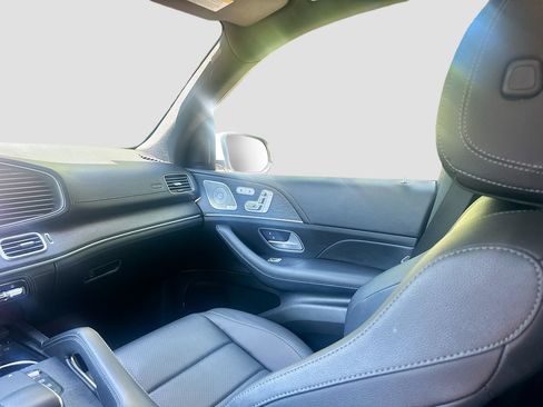 Used 2024 Mercedes-Benz GLE 350 4MATIC image 25