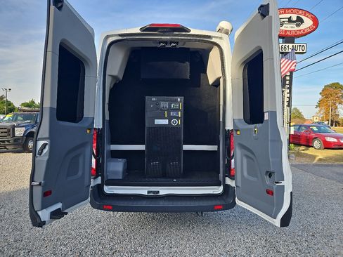 Used 2019 Ford Transit 350 XL image 17